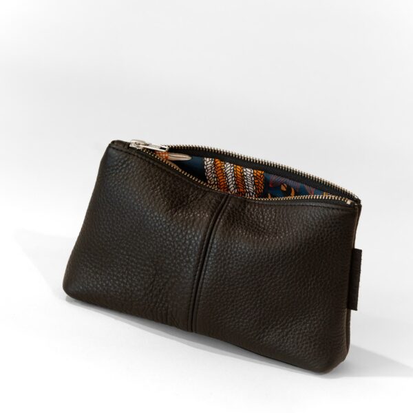 Clutch Black