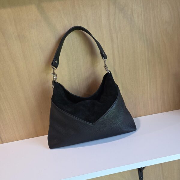 Vee Bag - Image 4
